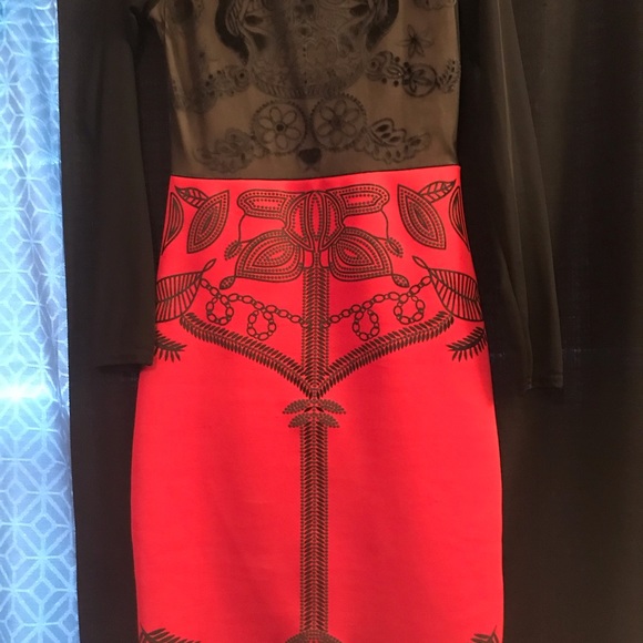 Red and black long sleeves - Picture 6 of 7